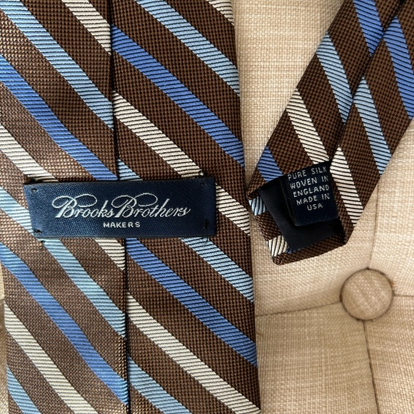 Brooks Brothers Brown Striped Silk Tie - Picture 5 of 5